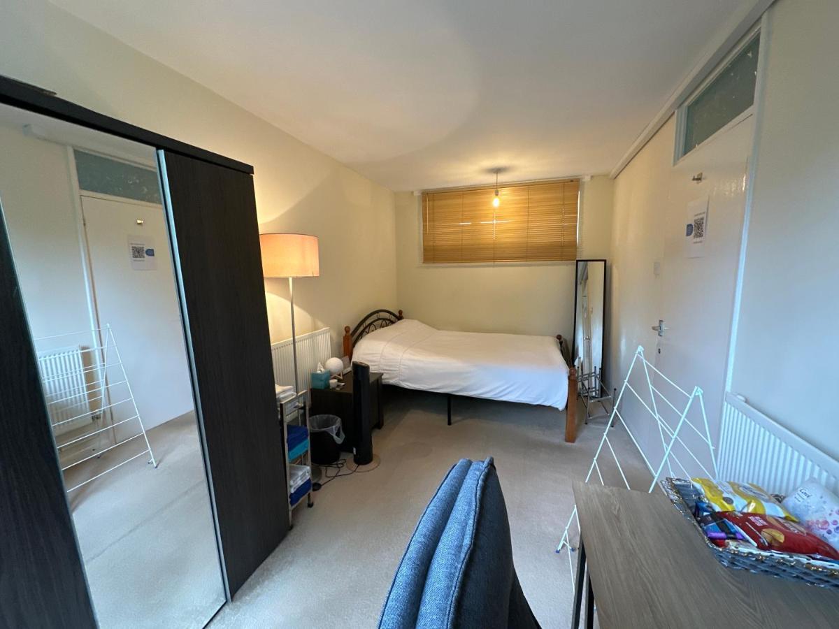 Cozy Room In Shared Home Near Canary Wharf London Ngoại thất bức ảnh